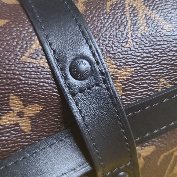 EUC LOUIS VUITTON SOLAR RAY PAPILLON VIRGIL ABLOH - Picture 9 of 17